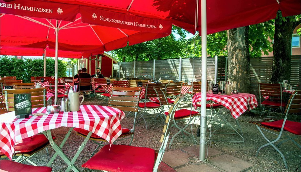 lohhof-biergarten-sommer